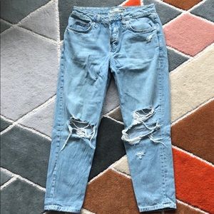 Distressed Boyfriend Jeans